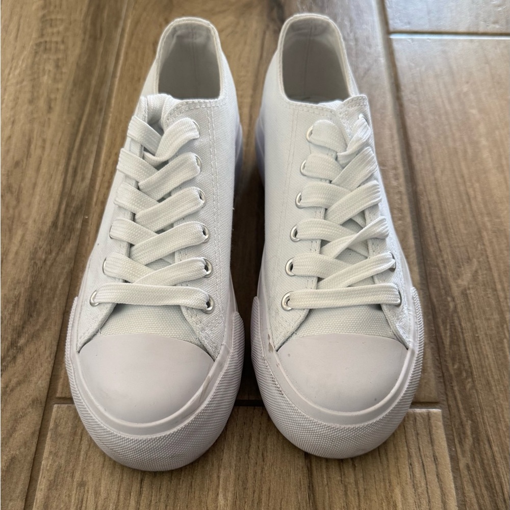 White Canvas Platform Sneakers - Picture 6 of 7